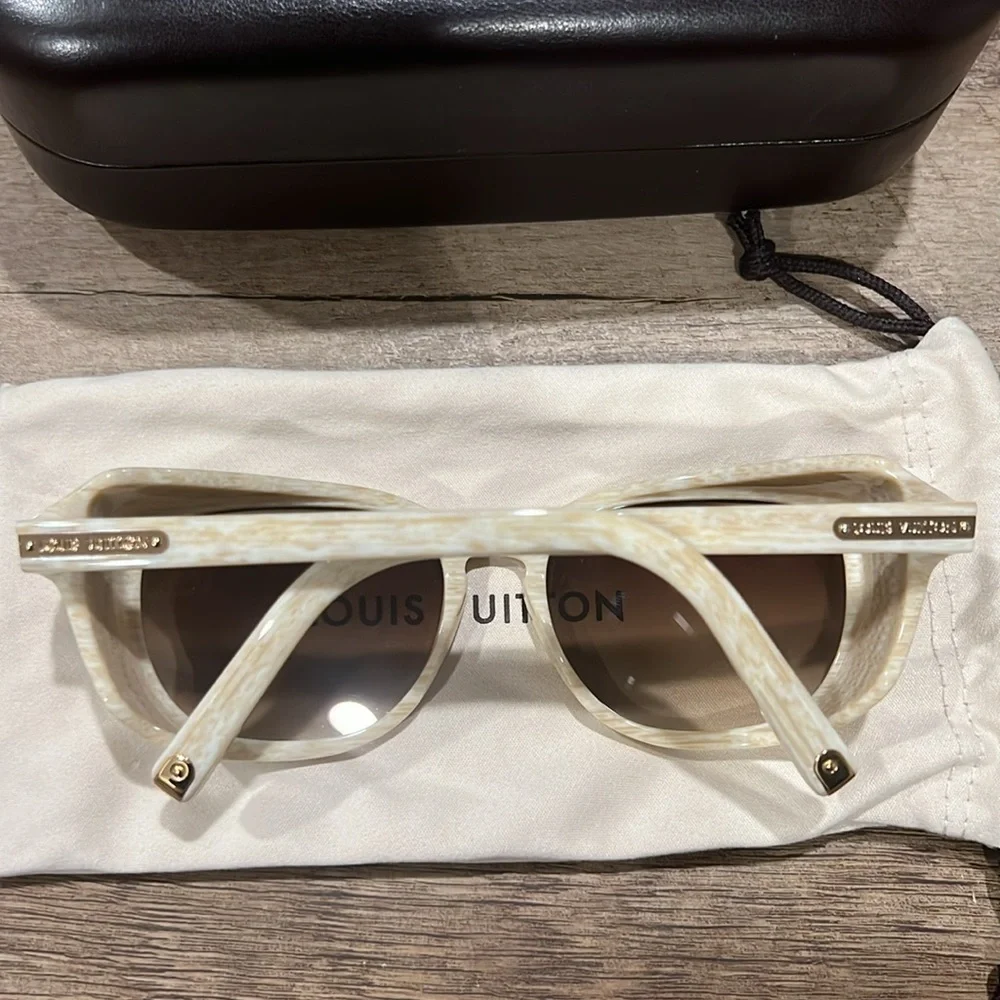 Louis Vuitton Ivory Juliette Sunglasses Z0612W - Picture 7 of 9